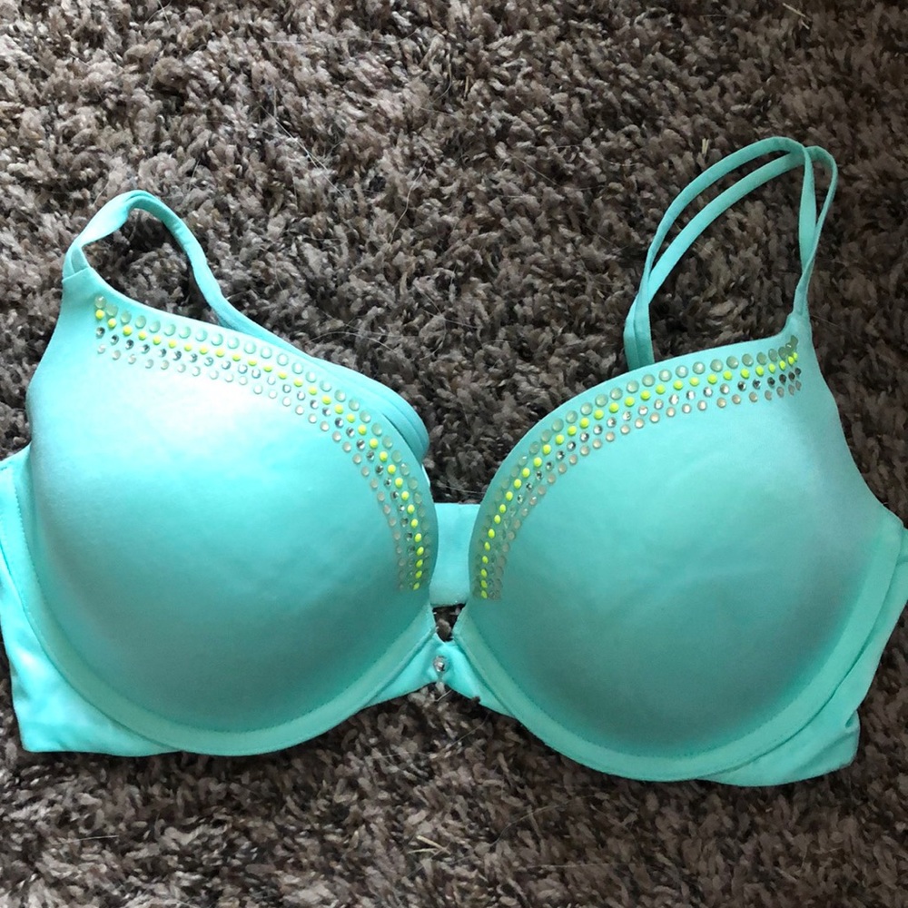 Victoria’s Secret Very Sexy Push-up